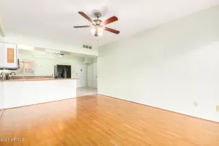 Photo #6: 6316929 Listing 