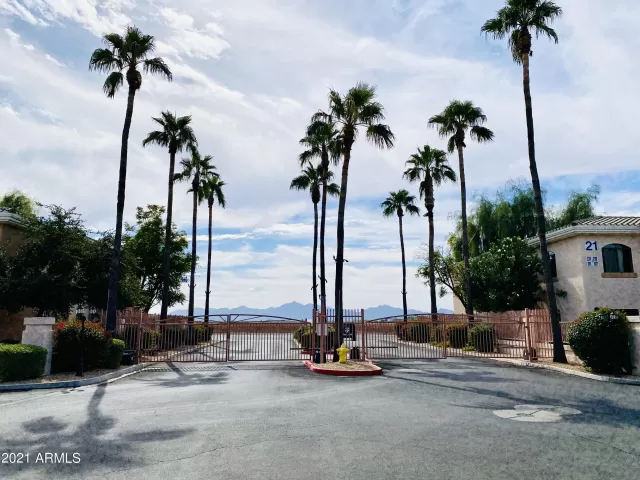 MLS: 6316938 Condo For Sale