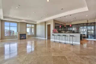 Photo #4: 6316962 Listing