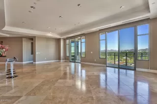 Photo #5: 6316962 Listing