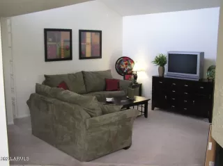 Photo #3: 6317129 Listing 