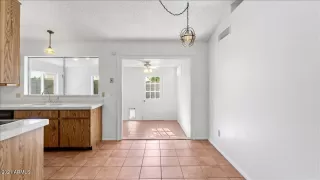 Photo #6: 6317175 Listing