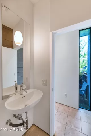 Photo #5: 6317189 Listing