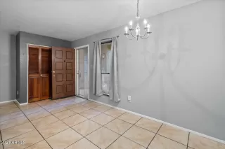 Photo #6: 6317239 Listing