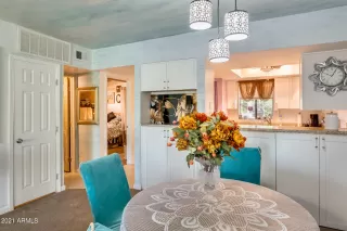 Photo #5: 6317273 Listing