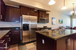 Photo #5: 6317342 Listing 