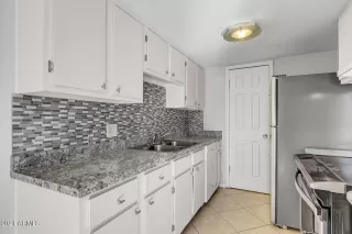 Photo #2: 6317363 Listing 