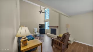 Photo #2: 6317365 Listing