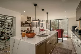 Photo #4: 6317525 Listing