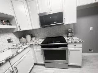 Photo #6: 6317598 Listing