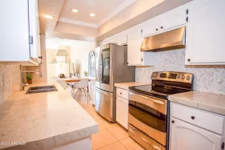 Photo #5: 6317778 Listing 