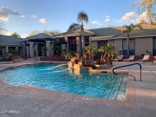 Photo #6: 6317929 Listing