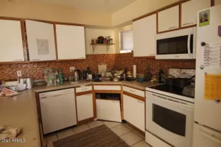 Photo #3: 6318022 Listing