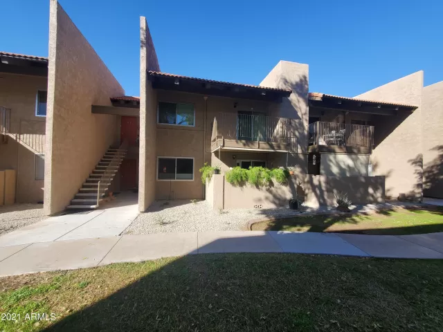 MLS: 6318118 Condo For Sale