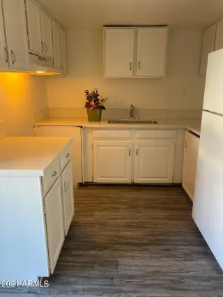 Photo #3: 6318119 Listing