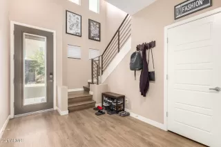 Photo #2: 6318176 Listing