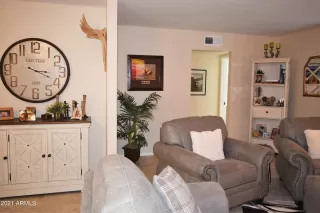 Photo #6: 6318250 Listing 