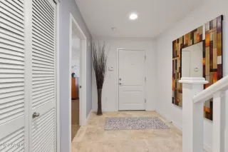 Photo #2: 6318388 Listing