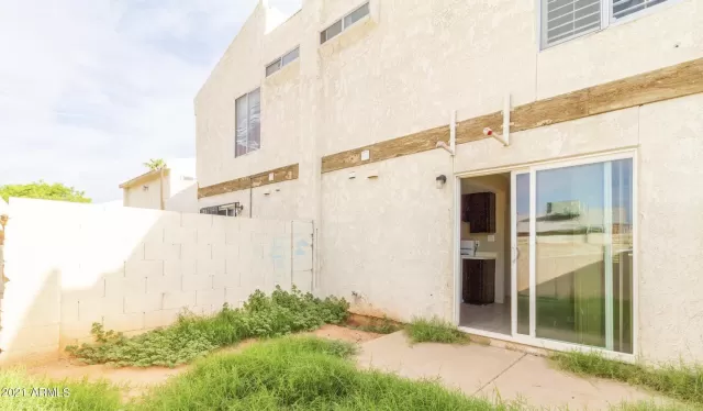 MLS: 6318442 Condo For Sale