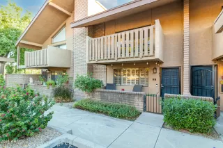 Photo #6: 6318500 Listing 