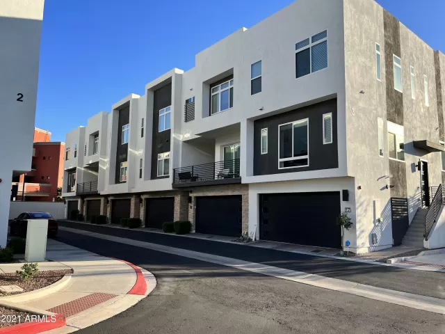 MLS: 6318614 Condo For Sale