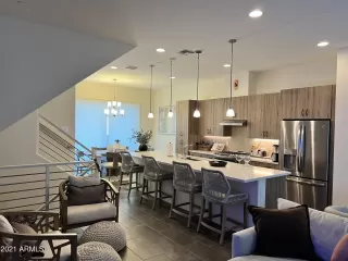 Photo #2: 6318614 Listing