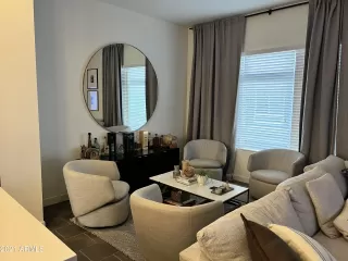 Photo #6: 6318614 Listing