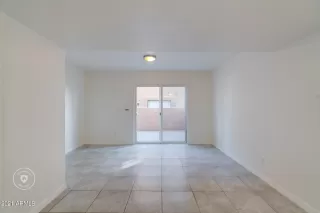 Photo #4: 6318684 Listing