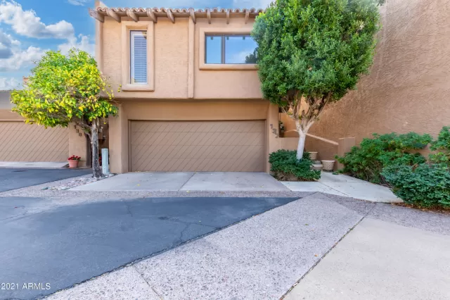 MLS: 6318729 Condo For Sale