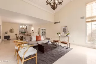 Photo #2: 6318729 Listing