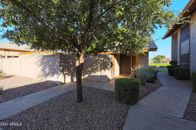 MLS: 6318780 Condo For Sale