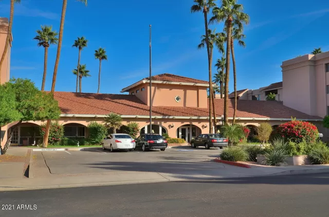 MLS: 6318928 Condo For Sale