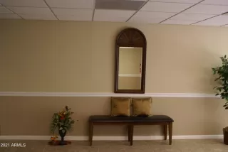 Photo #5: 6318928 Listing