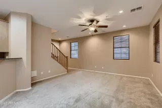 Photo #4: 6319072 Listing