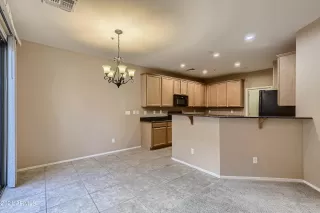 Photo #6: 6319072 Listing