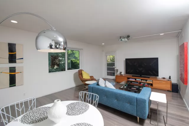 MLS: 6319095 Condo For Sale
