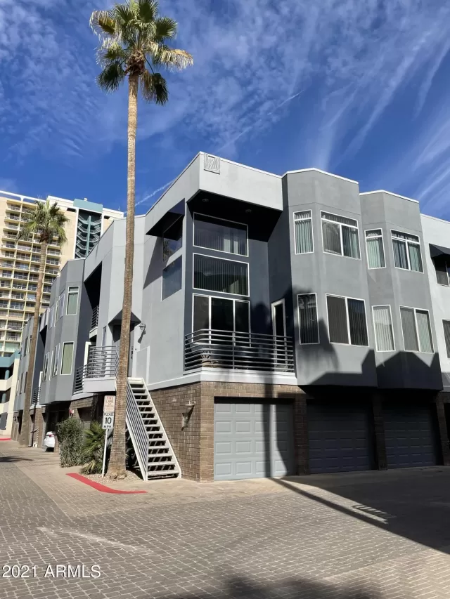 MLS: 6319140 Condo For Sale