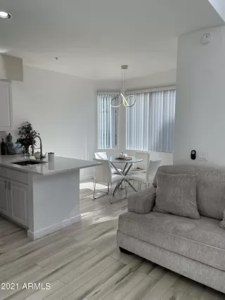 Photo #4: 6319140 Listing