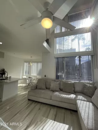 Photo #6: 6319140 Listing