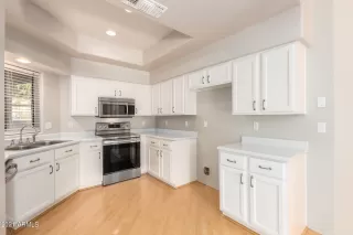 Photo #4: 6319187 Listing 