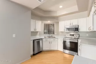 Photo #5: 6319187 Listing 