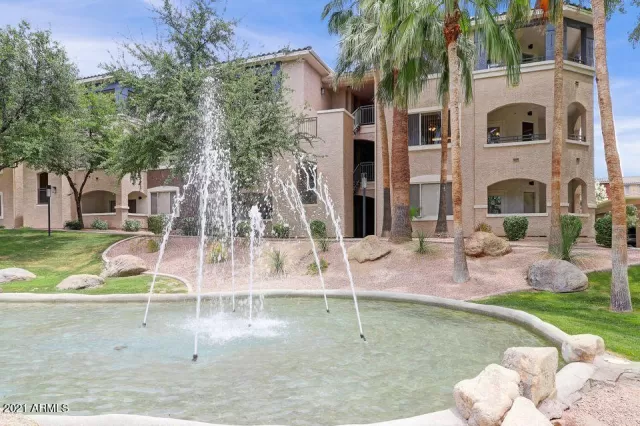 MLS: 6319325 Condo For Sale