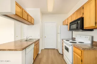 Photo #5: 6319476 Listing