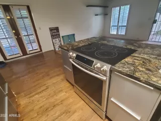 Photo #4: 6319484 Listing