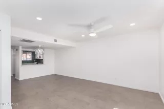 Photo #6: 6319585 Listing 