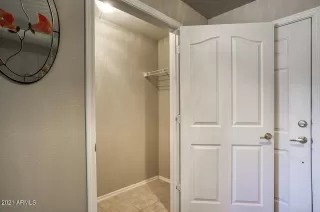 Photo #3: 6319636 Listing