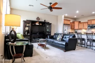 Photo #5: 6319692 Listing