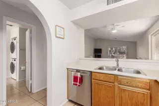 Photo #5: 6319724 Listing