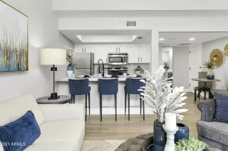 Photo #3: 6319738 Listing