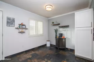 Photo #4: 6319817 Listing